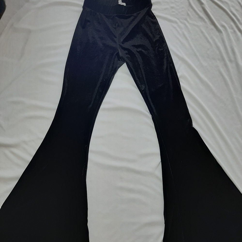 Selena Jean's